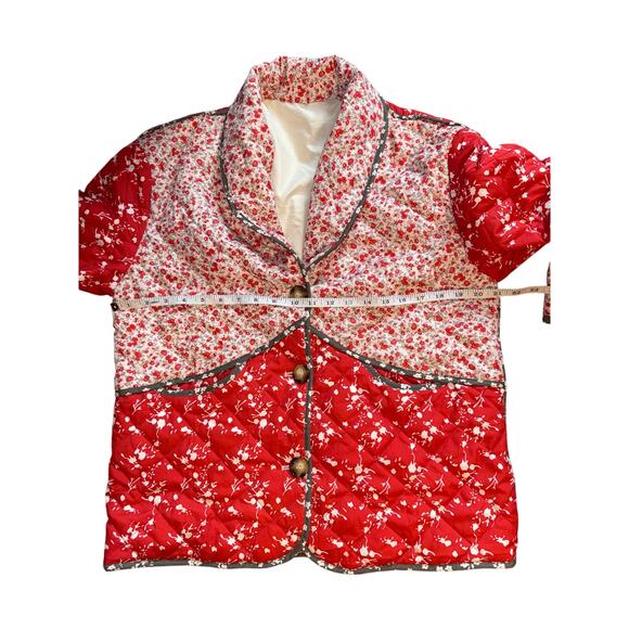 Floral Quikted Jacket Red White Medium - Picture 6 of 9